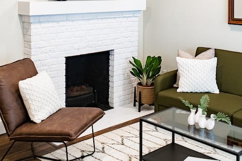 NEW! The Grand Suite at Little Bay Cottage