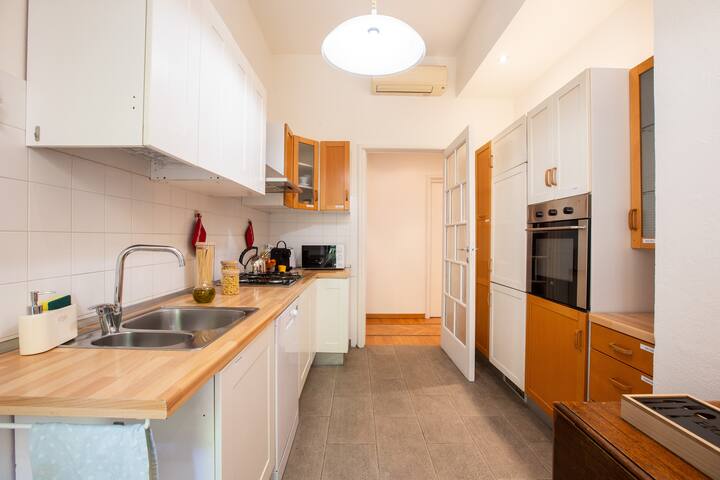 [Porta Venezia – DUOMO] – Elegant Suite gallery image 4