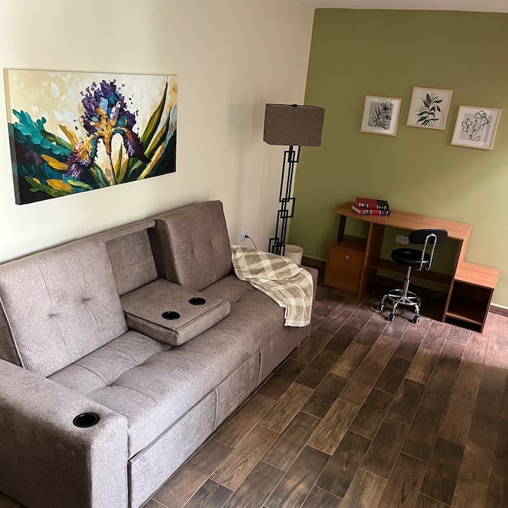 Casa Remodelada Muy Confortable - Chihuahua