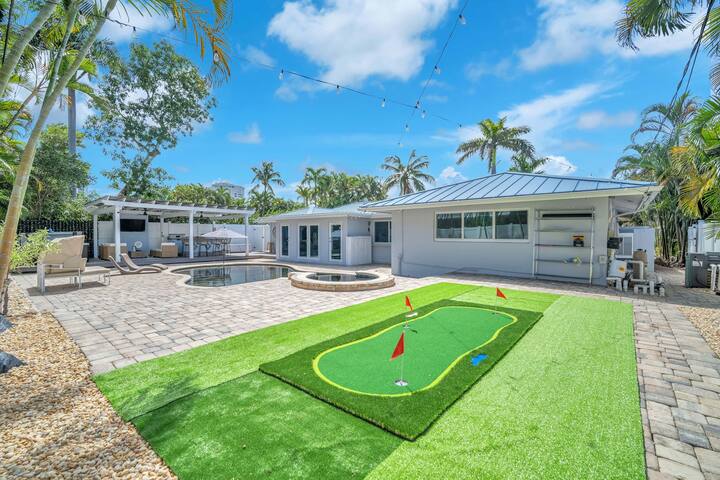 Walk to Beach|MiniGolf|Pool|BBQ|Spa|Heated Jacuzzi gallery image 4