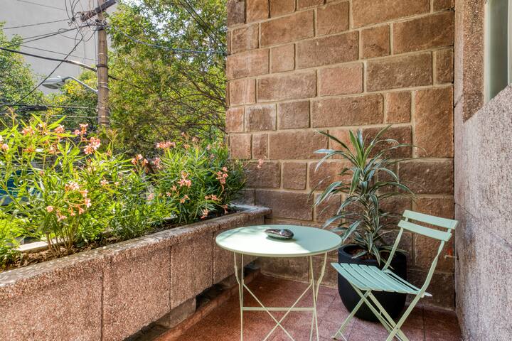 Luxury 1500 sqft with Terrace by Elite Architect gallery image 5