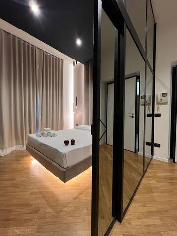 Brera Superior apartment Near DUOMO gallery image 3