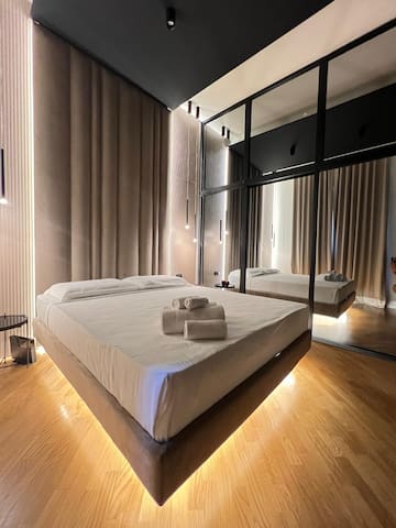 Brera Superior apartment Near DUOMO