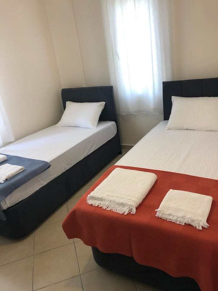 غرفة النوم 2