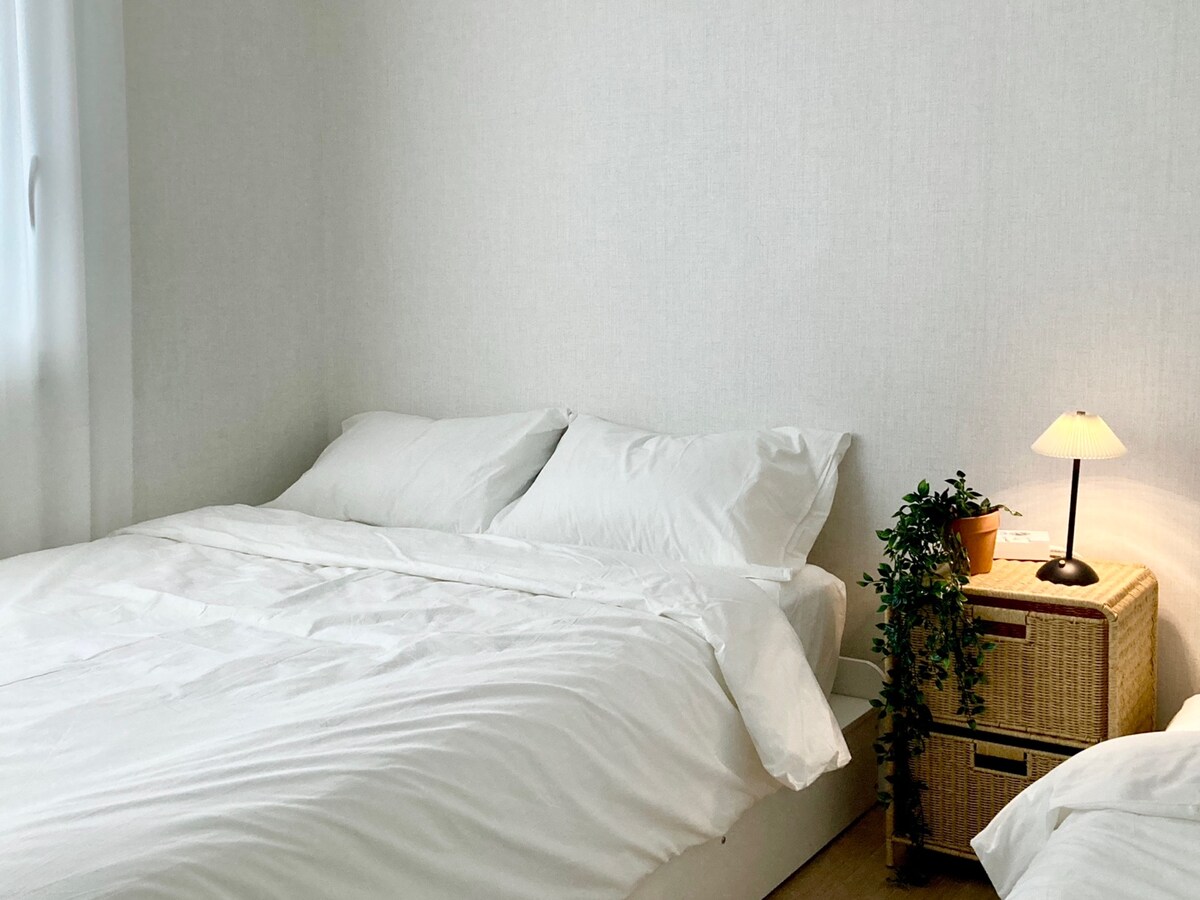 غرفة النوم 2