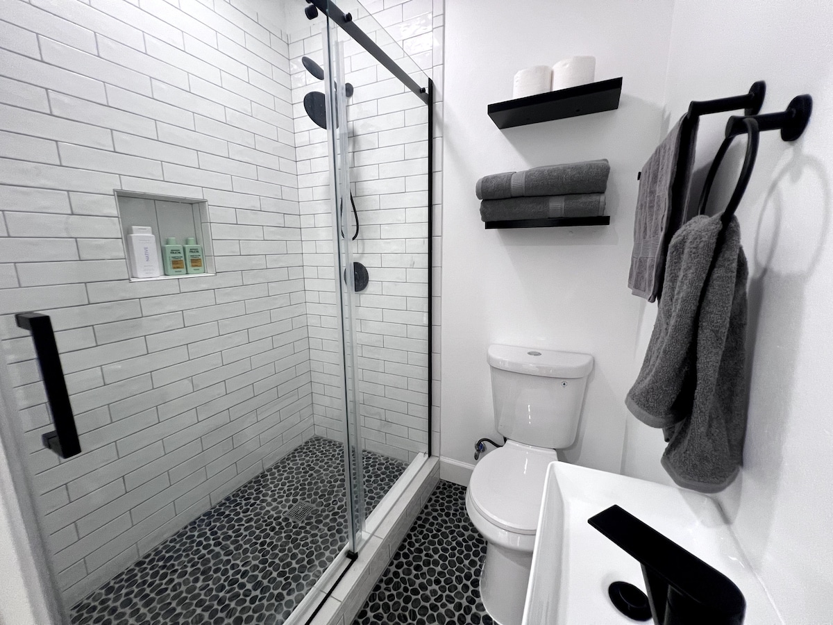 Eastside Hideaway: Cozy Tinyhome