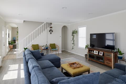 Cozy Quiet 3 Bed 2 Bath Near the Beach
