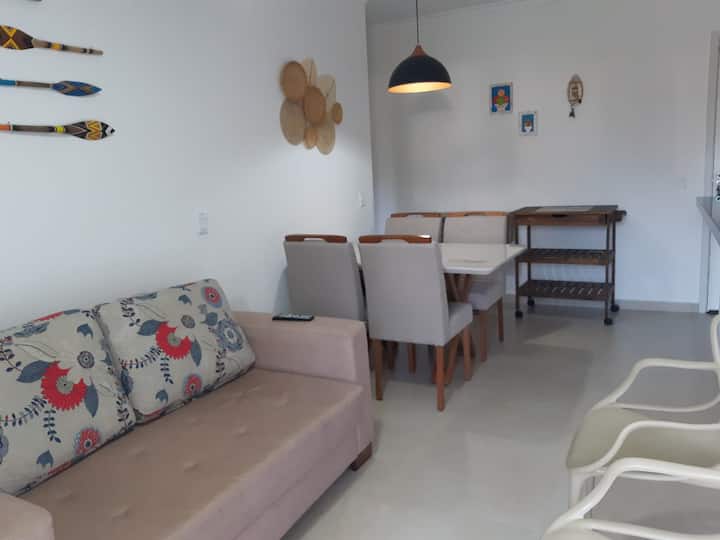 всекидневна и трапезария, приятно и уютно помещение