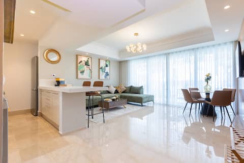 Popular Airbnb listing: Luxury Condo W/Pool - Les Tours Végétales - CFC in Arrondissement De Hay Hassani مقاطعة الحي الحسني