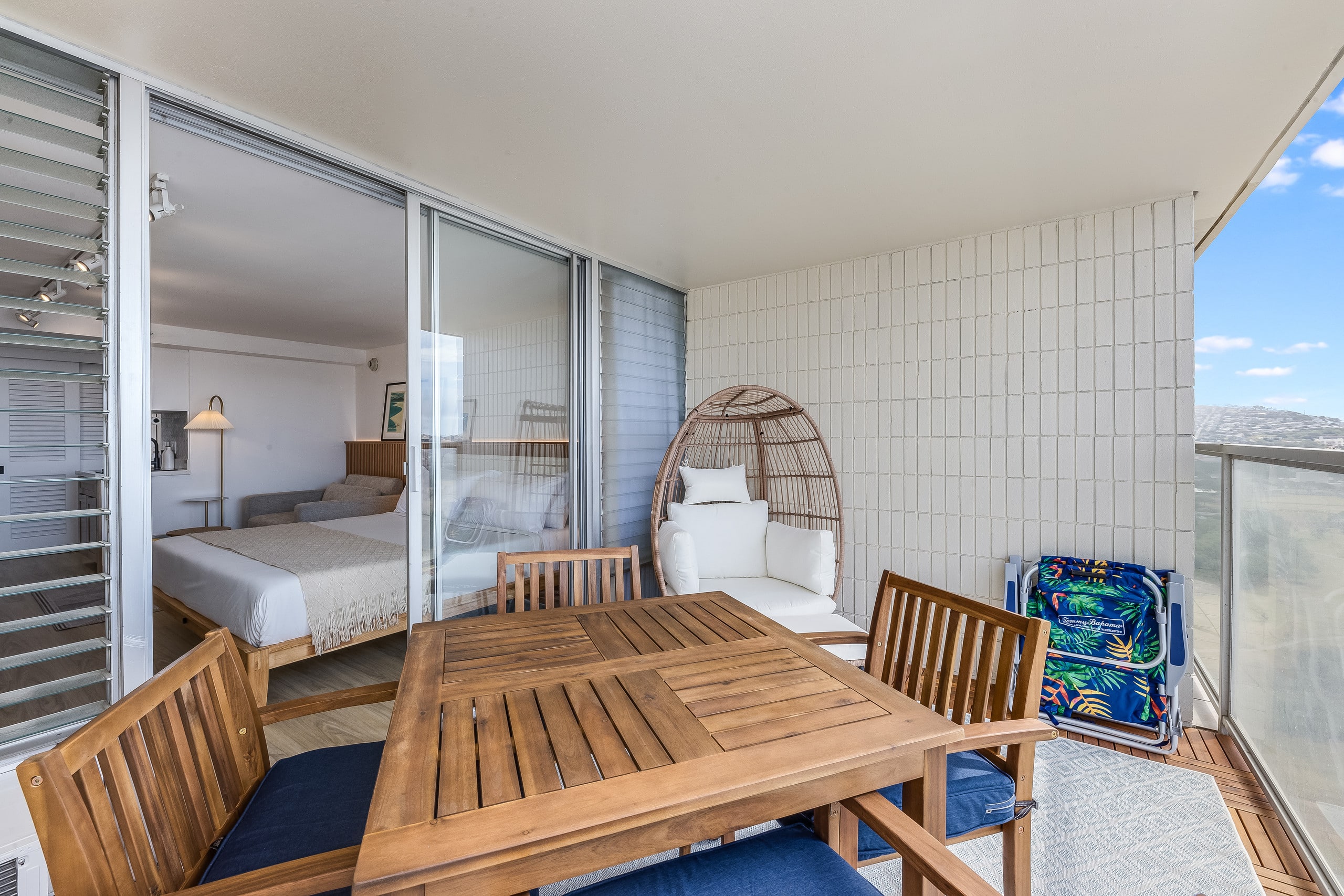 *Newly Remodeled - Ocean & Diamond Head View - Image 21