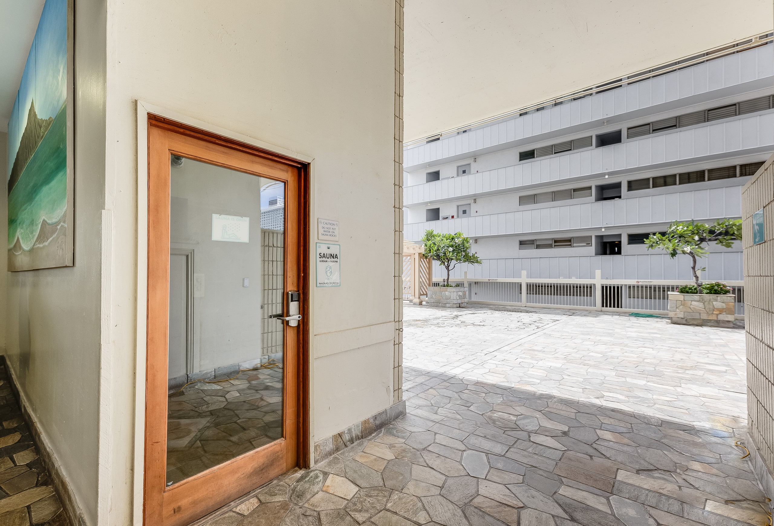 *Newly Remodeled - Ocean & Diamond Head View - Image 30