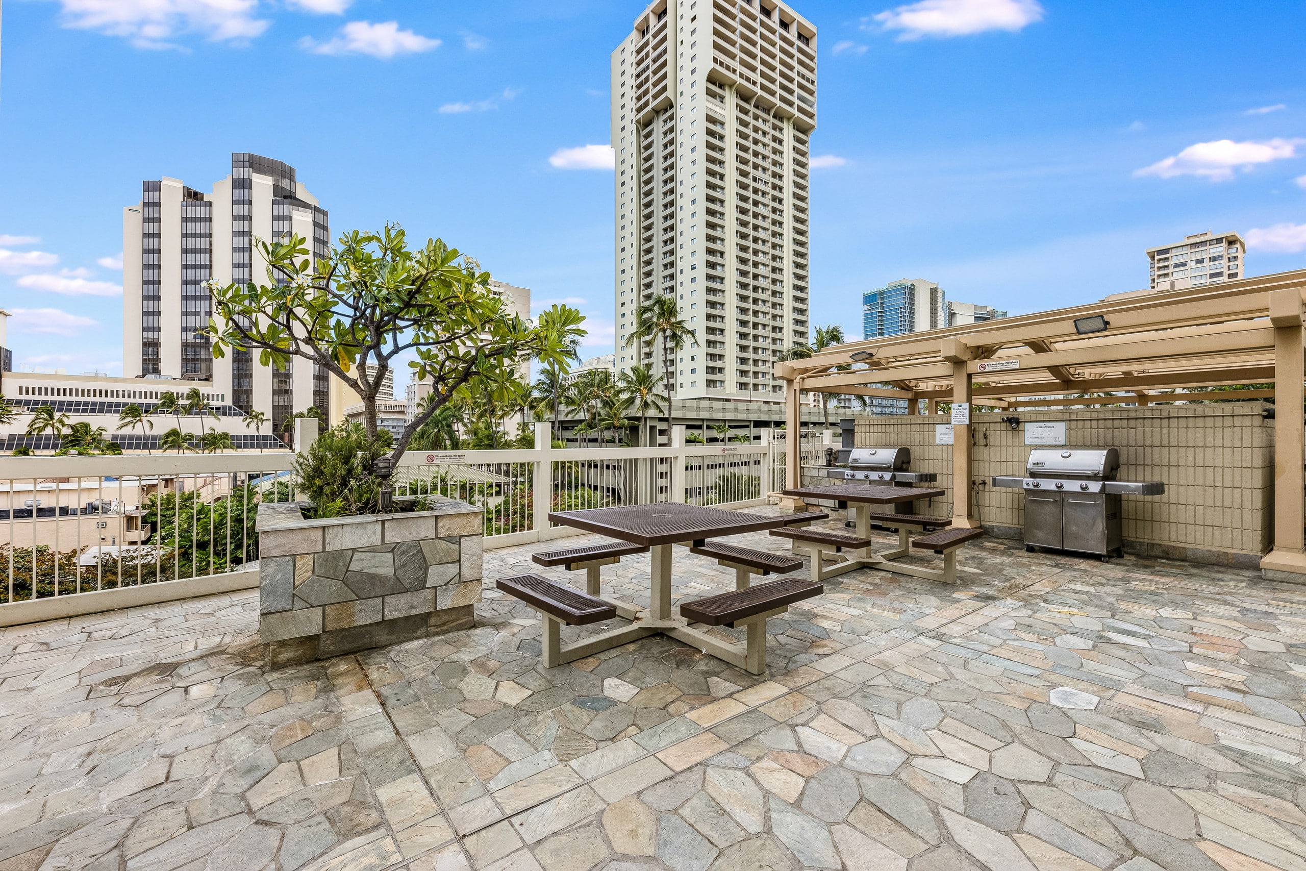 *Newly Remodeled - Ocean & Diamond Head View - Image 29