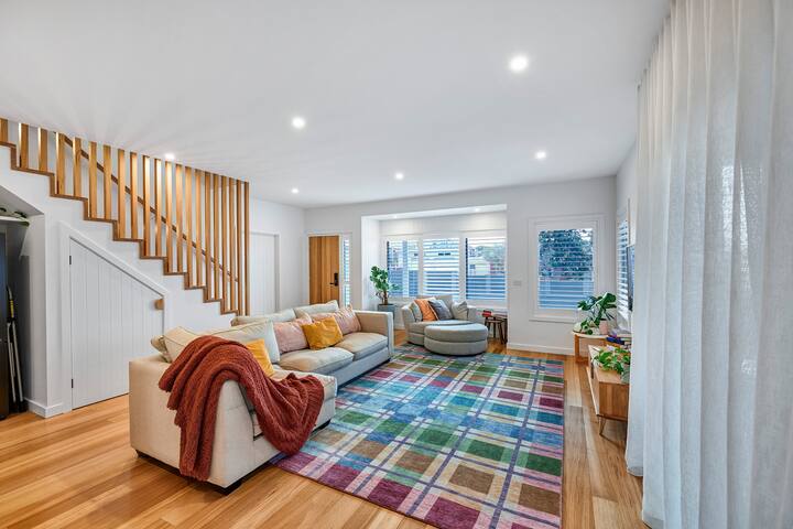 New! Seafoam Getaway gallery image 4