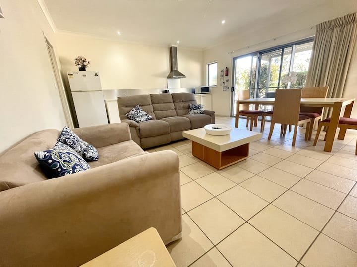 The Beach House - Woodgate