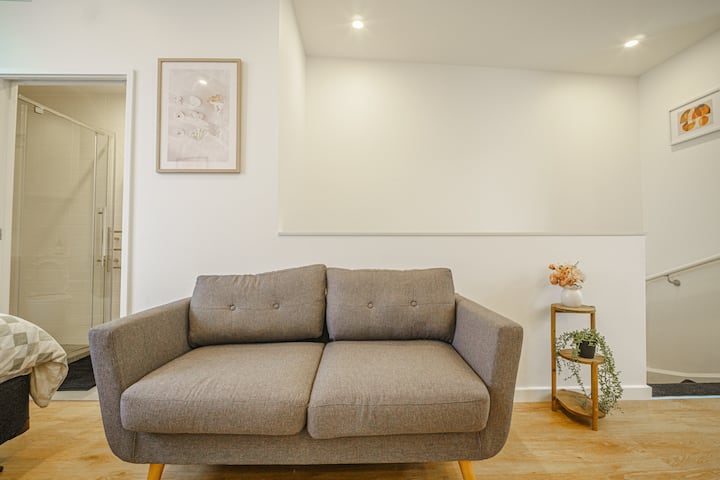 Modern Studio - Wellington