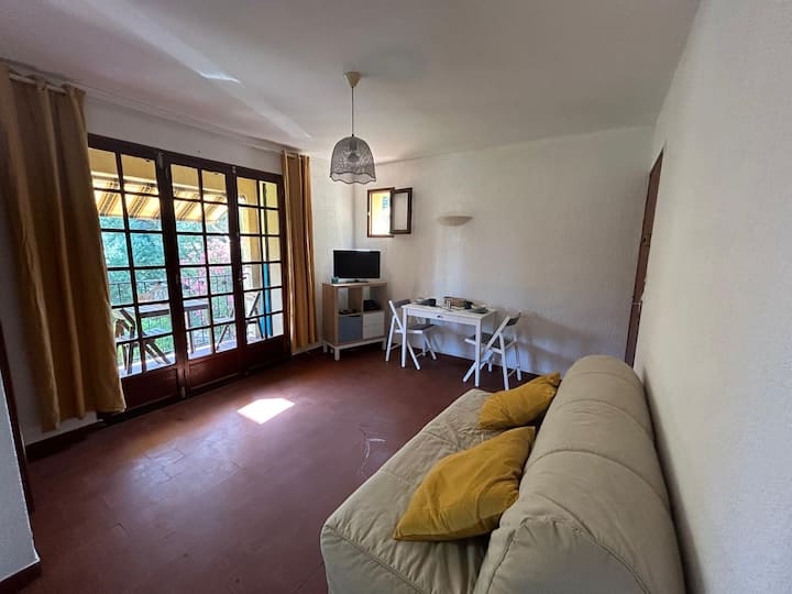 Le Lavandou - St Clair
T2 à 450m De La Plage - Le Lavandou