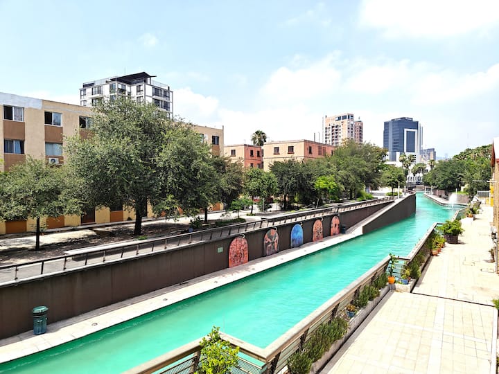 Lovely 2-br Apt @Santa Lucia W/free Parking + Ac - Monterrey