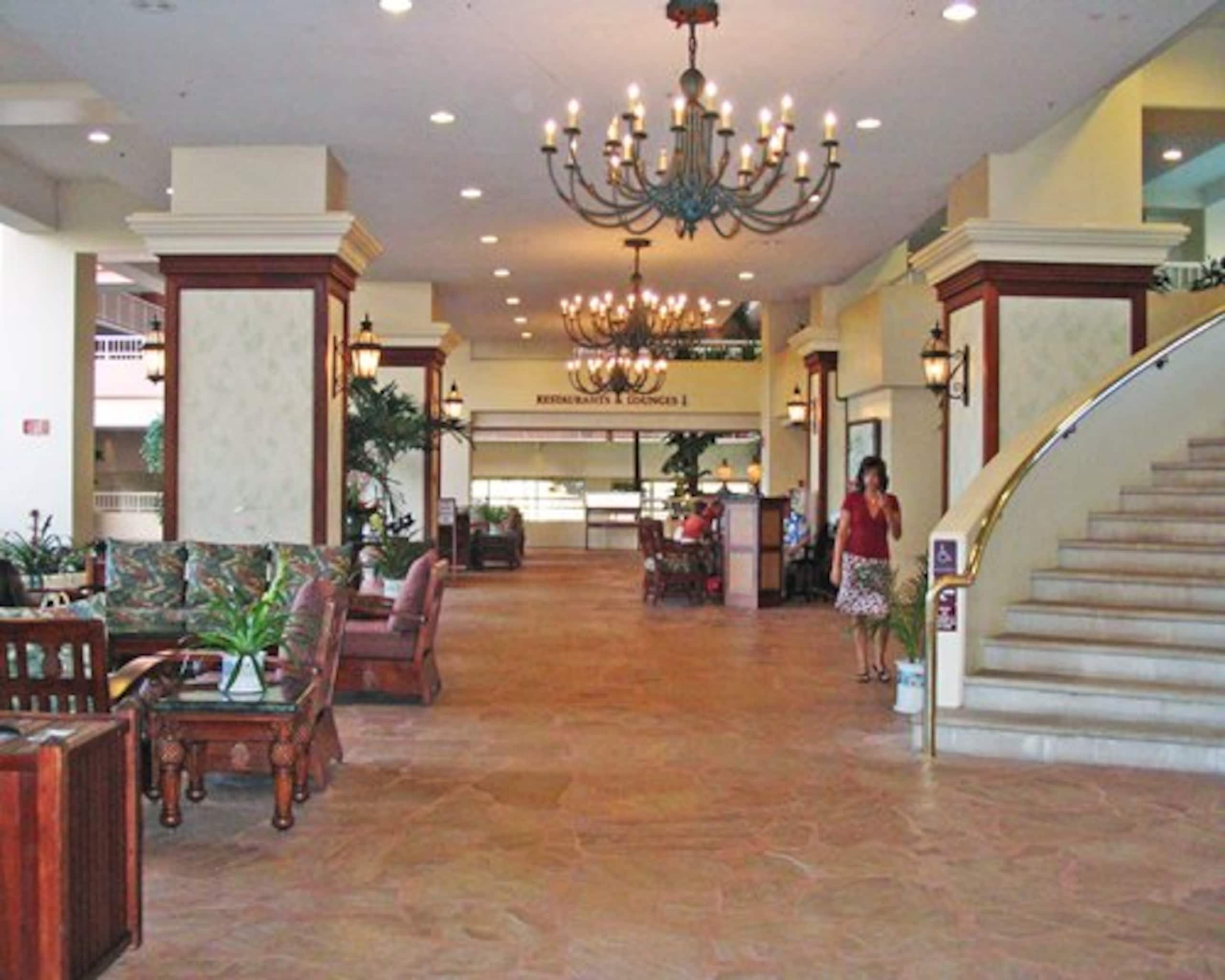 Condo in Lahaina · ★4.92 · 1 bedroom · 2 beds · 1 private bath - Image 65