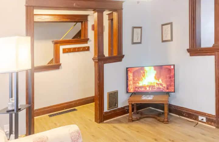 3br Near Hospital • Wifi • Parking - Eastman Lake, NY