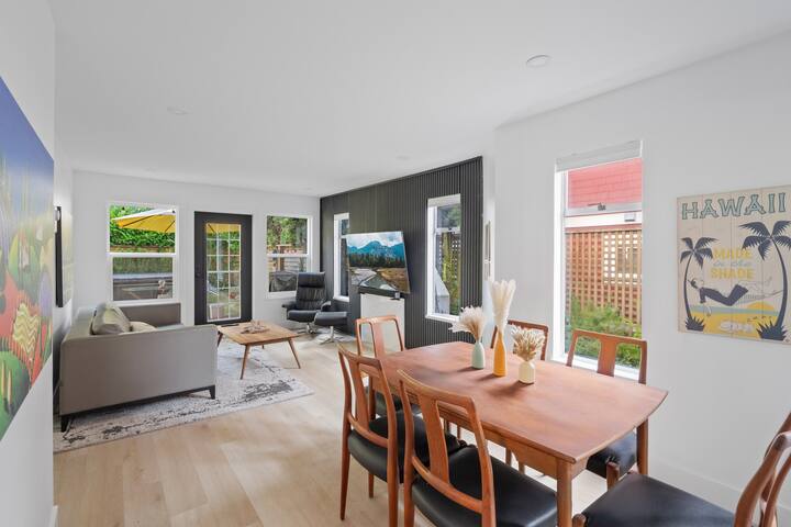 Elegant Kitsilano Home | Newly Renovated gallery image 5