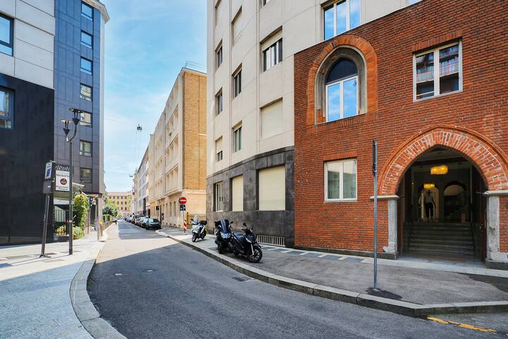 Luxury Missori Apartment I gallery image 3