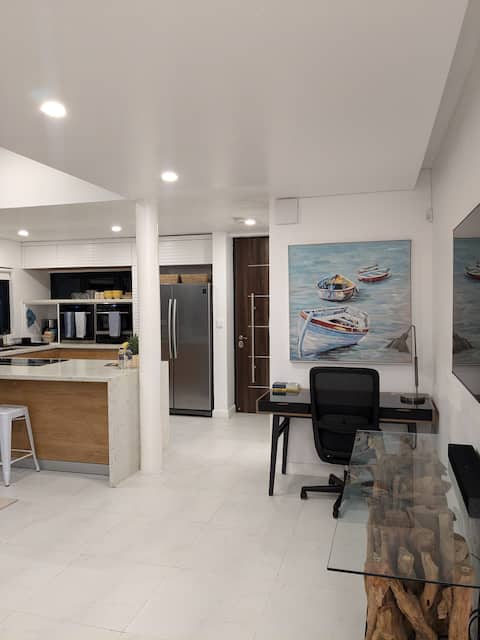 Timeless Villa/Pool/Gym/Gated