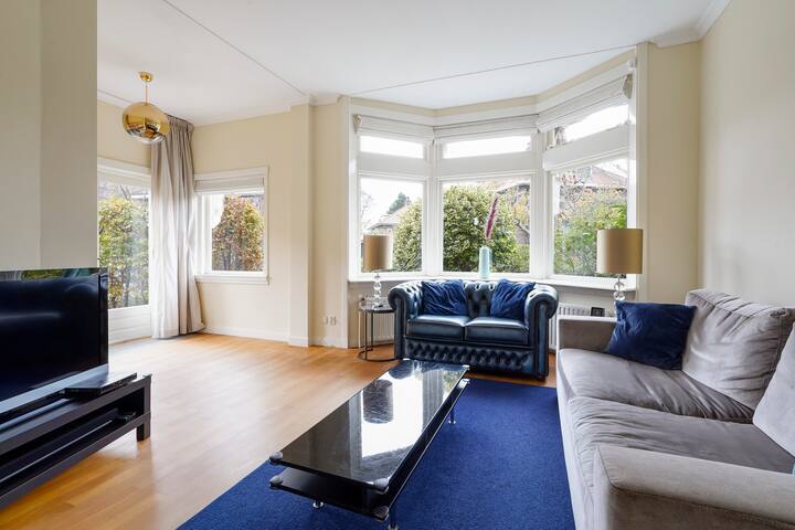 The Hague Beach Town House gallery image 2