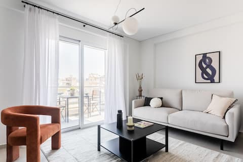 Successful Airbnb property: Tranquil 2BR Apartment with Acropolis view in ΛΟΦΟΣ ΚΥΝΟΣΑΡΓΟΥΣ