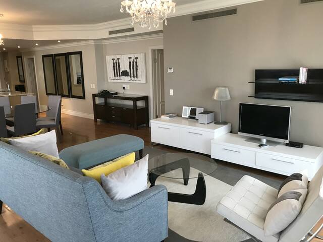 Chic 3-Bedroom Apartment gallery image 4