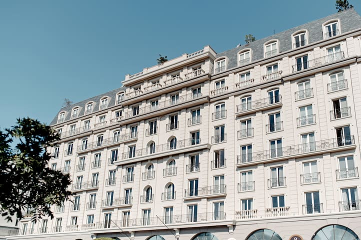 Chic 3-Bedroom Apartment