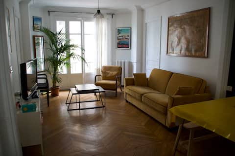 Popular Airbnb listing: Family apartment in Issy Les Moulineaux