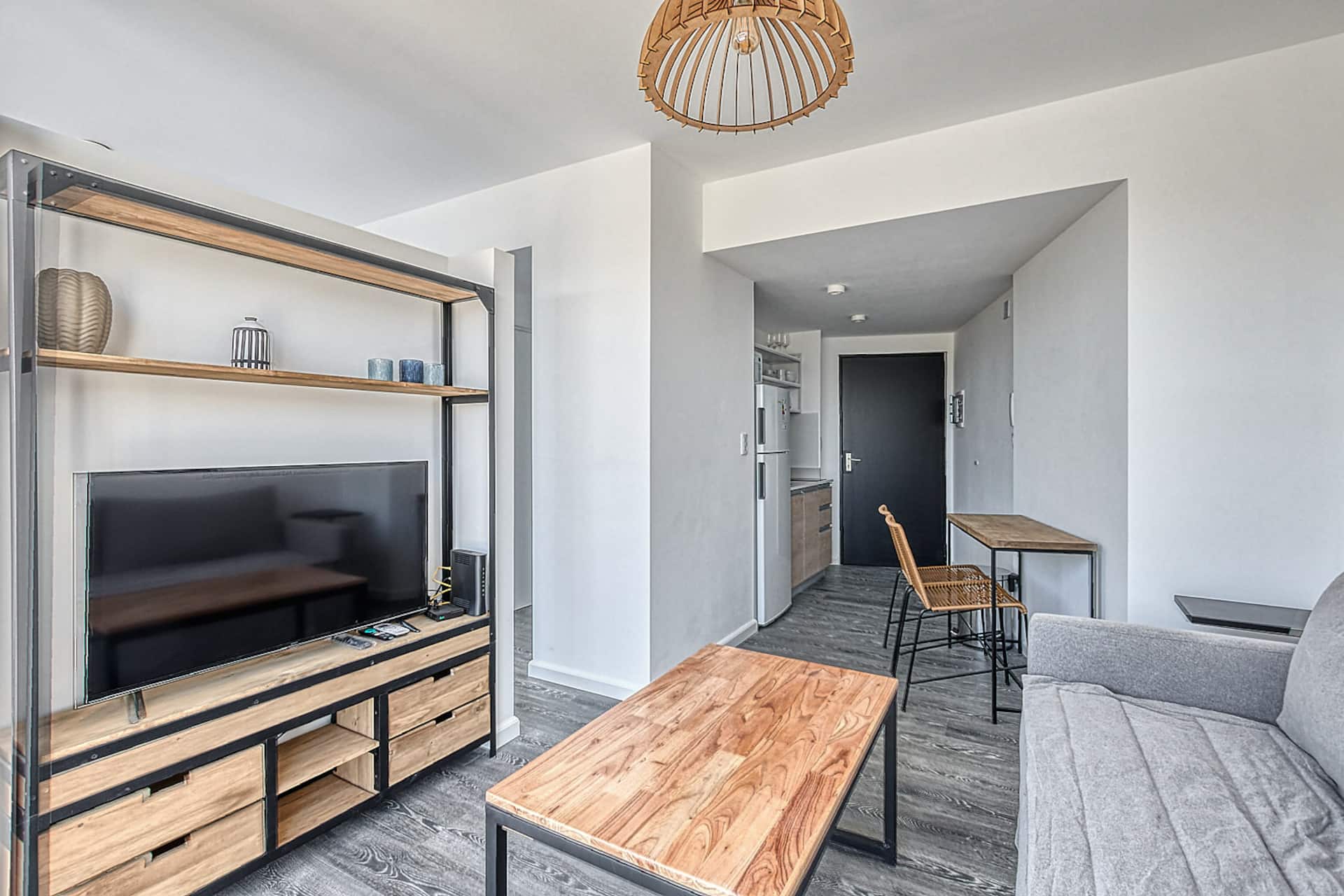 Modern and bright apartment in Cañitas