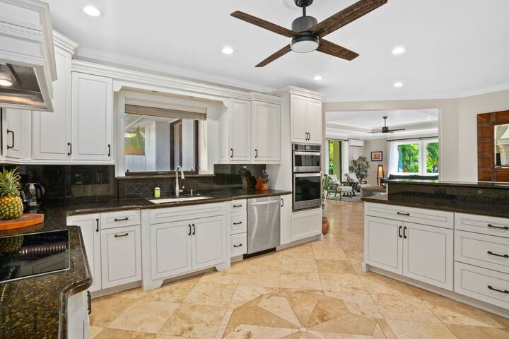 Chic Princeville Villa: Private Pool Relaxation&AC gallery image 5