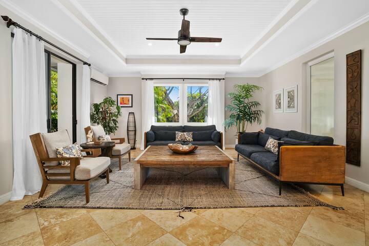 Chic Princeville Villa: Private Pool Relaxation&AC gallery image 2