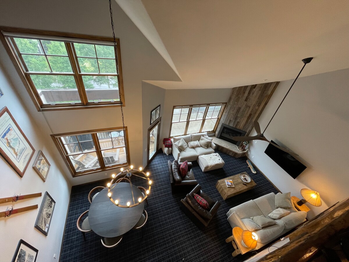 Top performing Airbnb: "Take 5" Mountain Getaway-Walk to town and slopes. in Breckenridge / Summit County