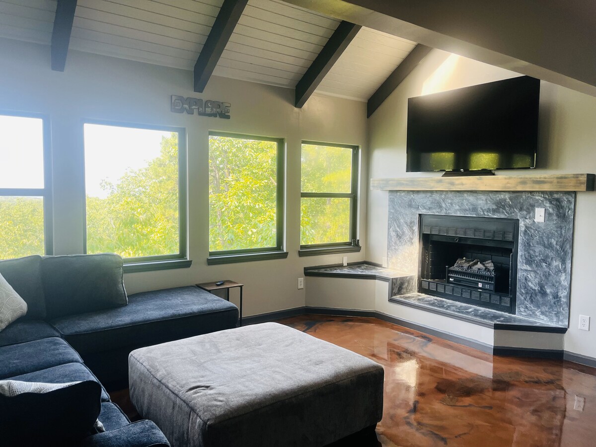 Lake View Retreat Baumhäuser zur Miete in Penhook, Virginia