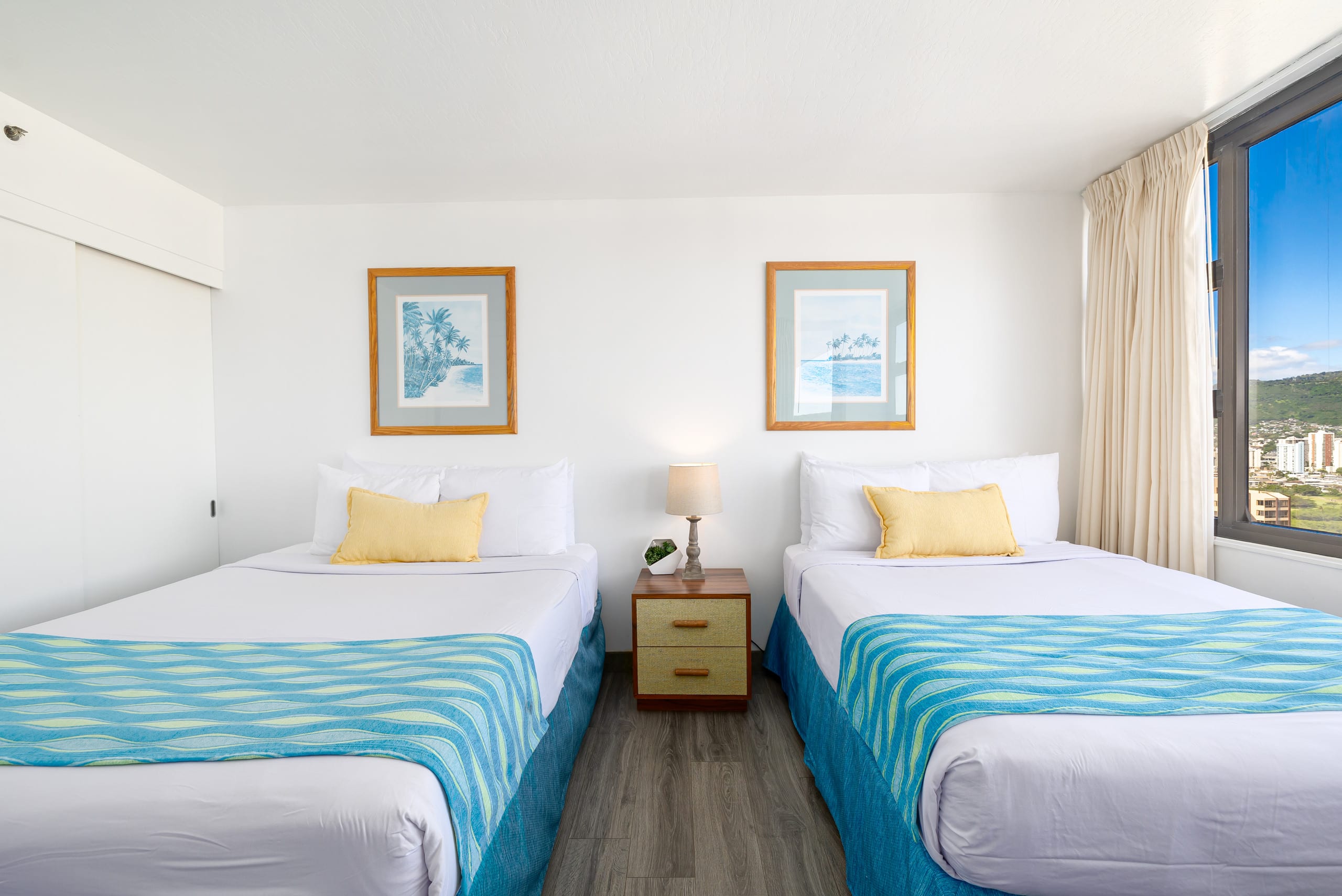 Condo in Honolulu · ★4.6 · 1 bedroom · 3 beds · 1 private bath - Image 15
