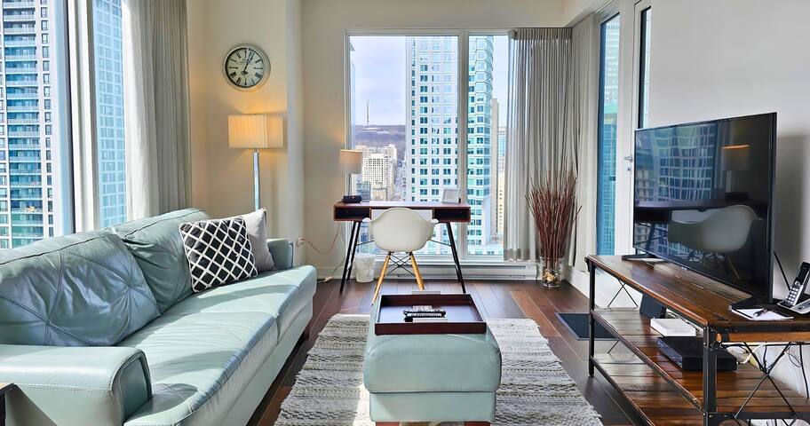 2 bed 2 bath with A/C & stunning views