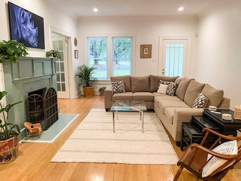 Historic Charm in the Oaks