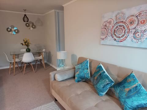 Apartment 5 minutes from downtown, with parking