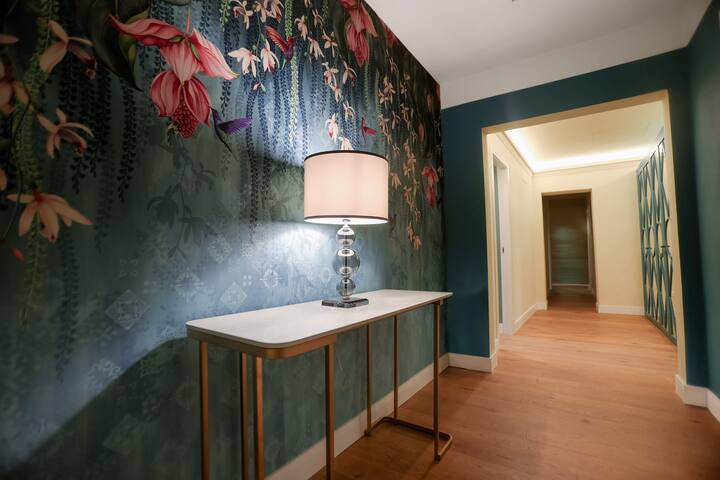 3 bedrooms + 3 bathrooms + 8 people | Bargello Lux gallery image 4