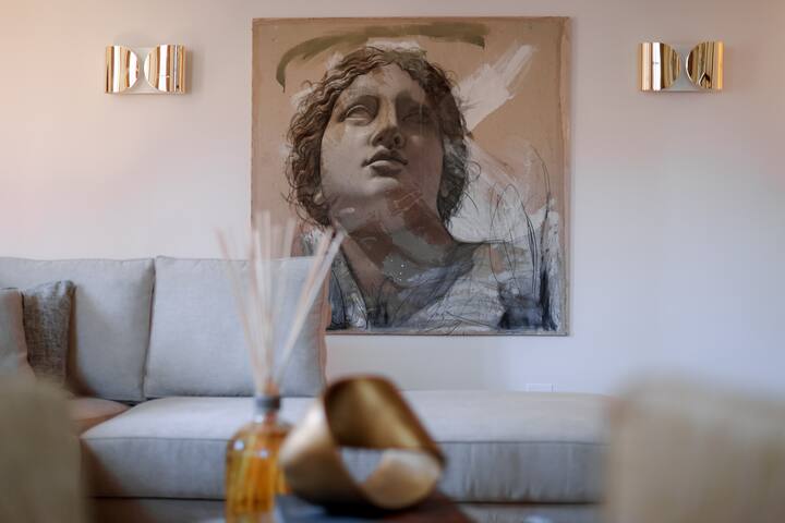 Old Bridge + Lift | Luxury & Comfort gallery image 2