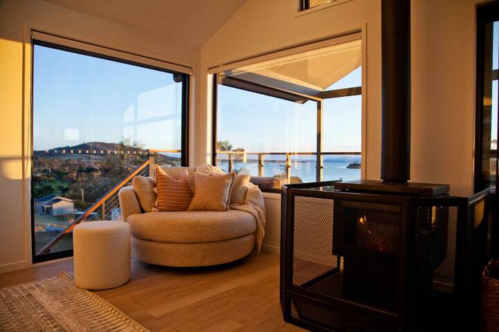 Bruny Island Sunset Retreat gallery image 4