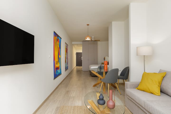 Vivienne By Halu!: Deluxe Apartment In The Center - Thessaloniki