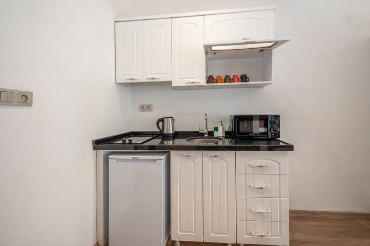 FOR 12 Person – 2 Min to Taksim gallery image 5