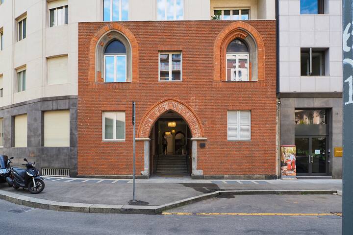 Luxury Missori Apartment III gallery image 5