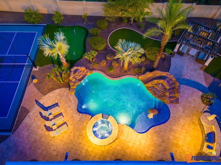 Million $ MiniResort + WaterSlide + PickleBall + Golf + Spa