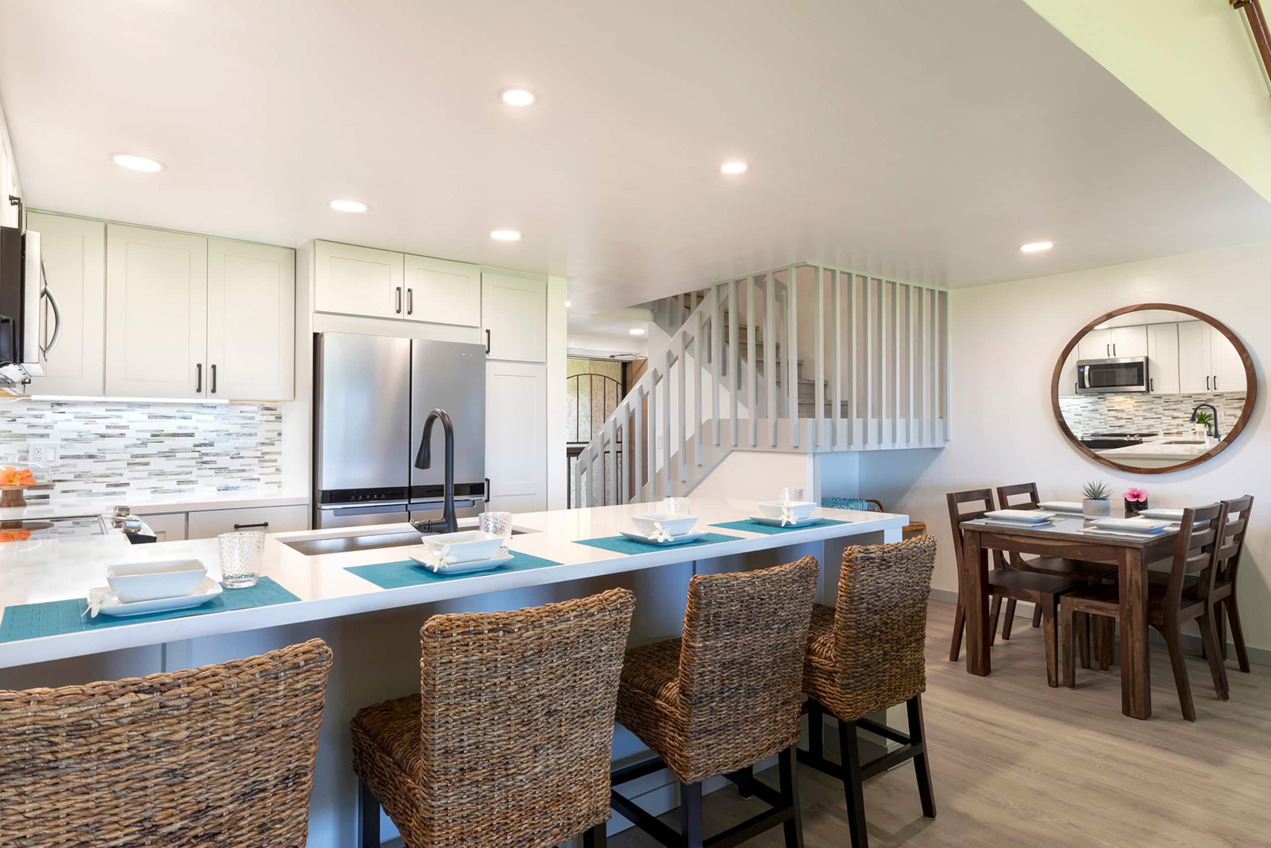 Sweeping Views - Spacious 3 Bds! - Photo 12