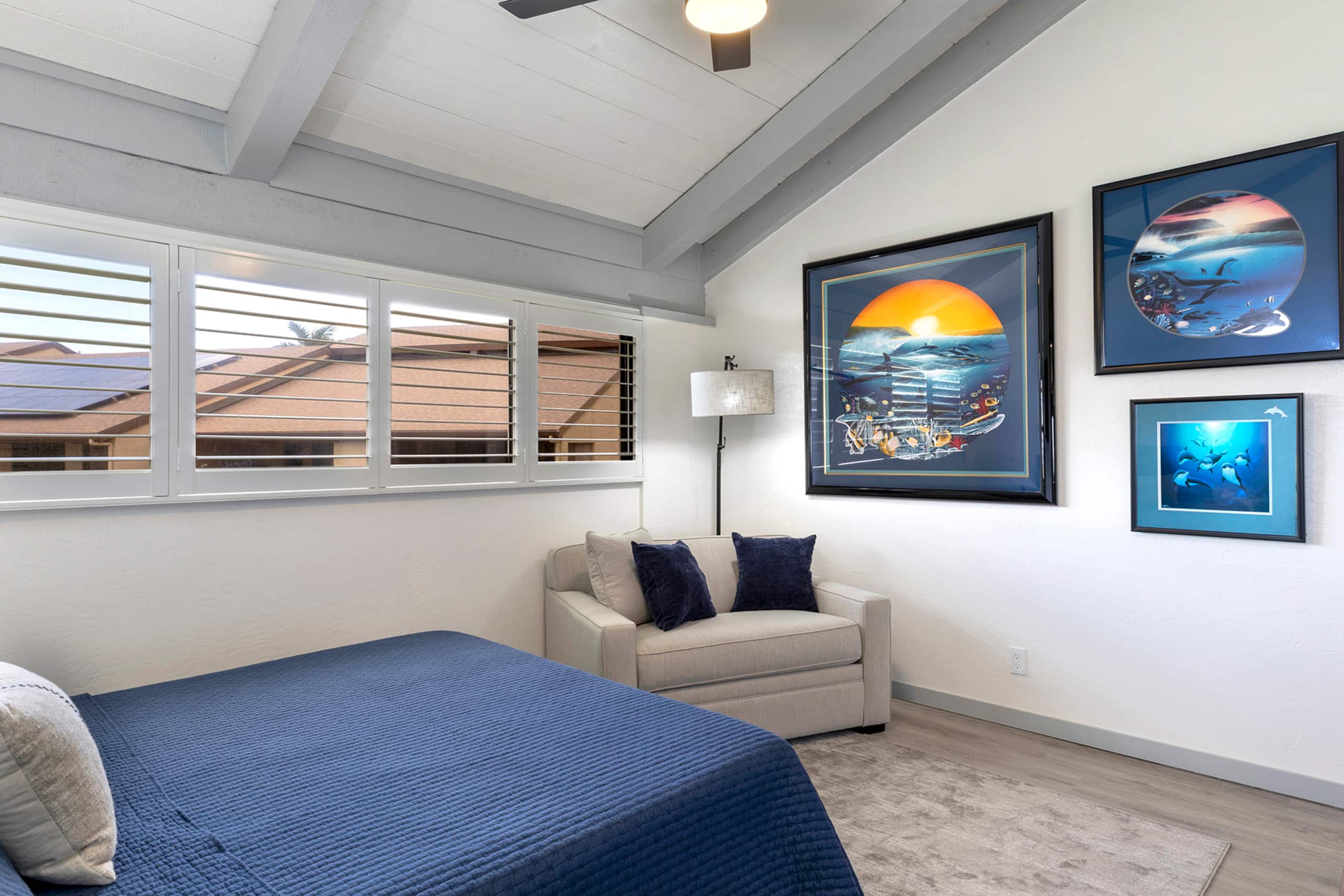 Sweeping Views - Spacious 3 Bds! - Photo 23
