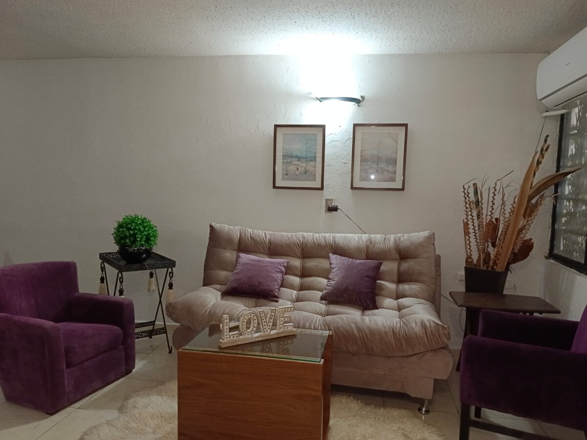 Top Airbnb: beautiful furnished apartment en Ciudad Apodaca